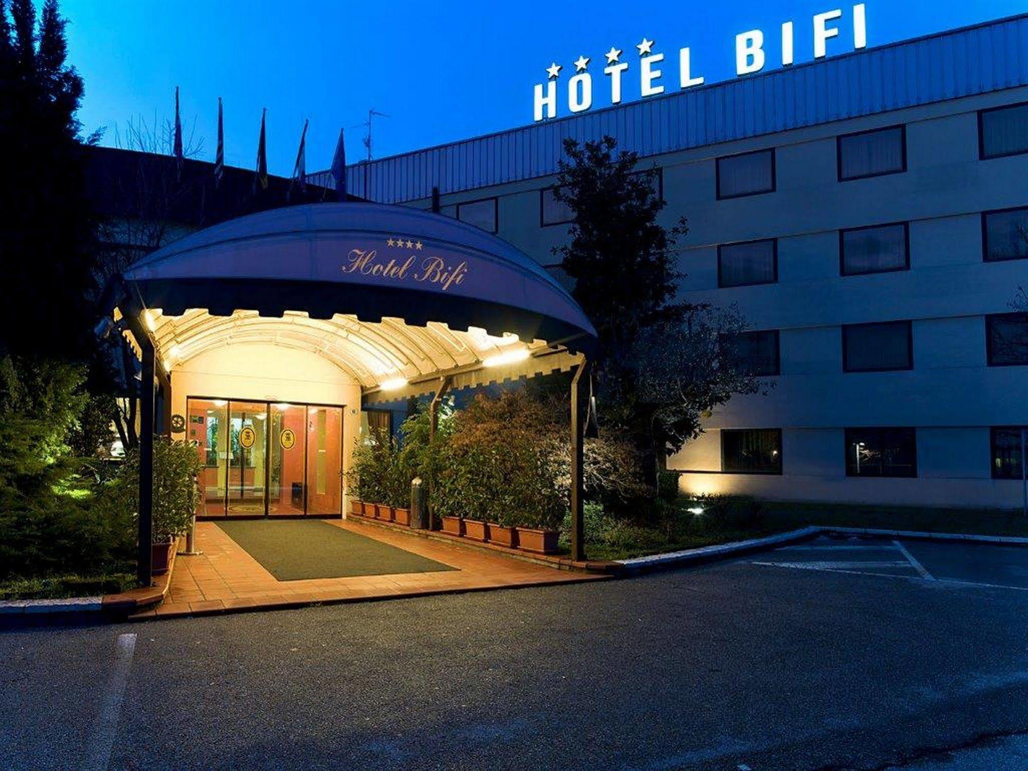 Bifi 4*
